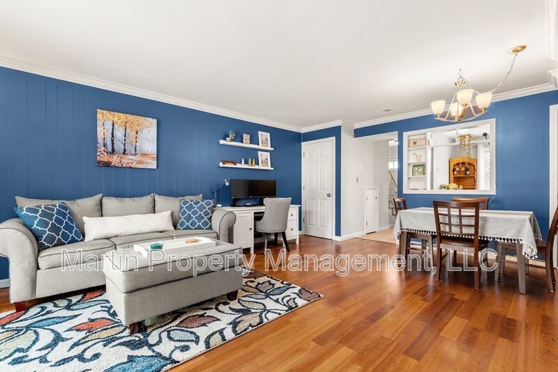 1107 Windsor Drive property image